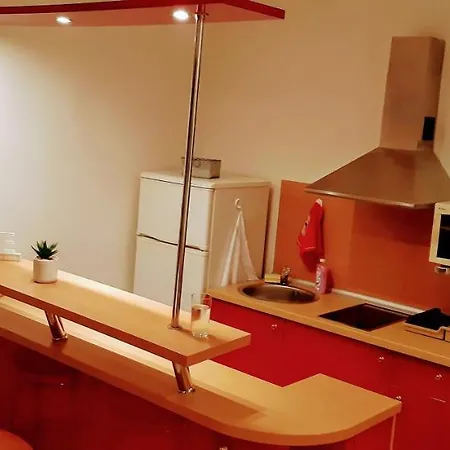 Miramar Palace - Planeta 614 Apartment