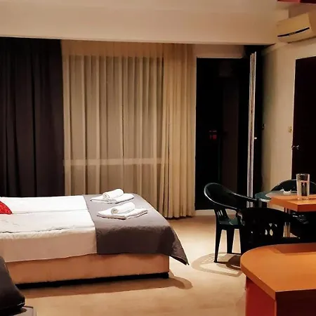 Apartment Miramar Palace - Planeta 614